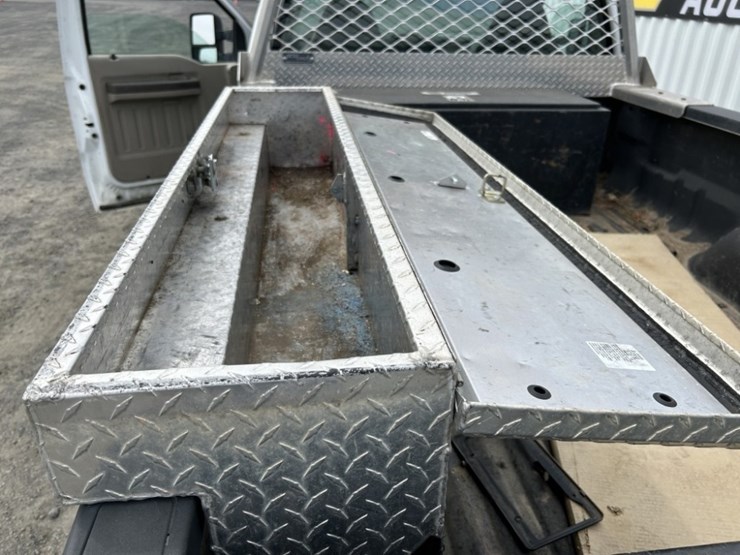 2010-ford-f250-xl-image-36