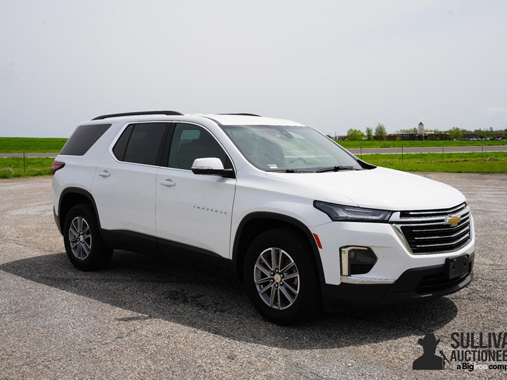 2023-chevrolet-traverse-image-3