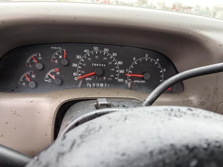 2001-ford-f250-image-14