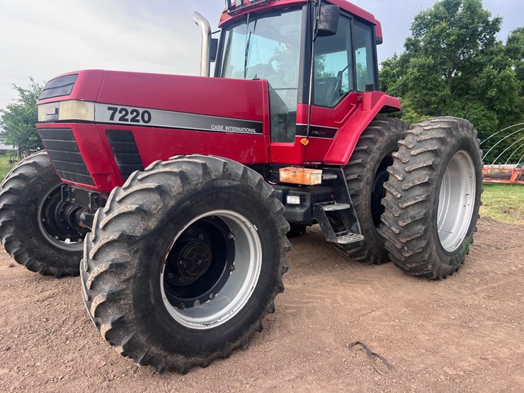 case-ih-7220-image-23