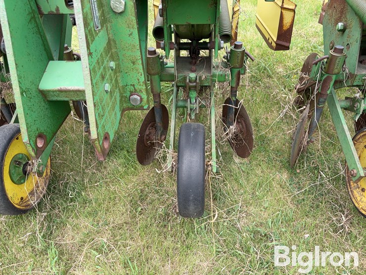 john-deere-885-image-17