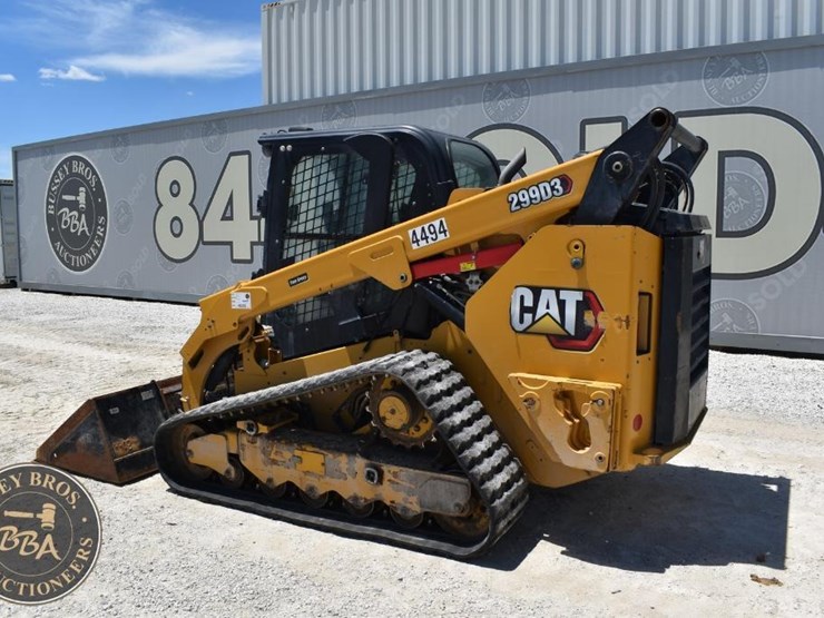2023-caterpillar-299d3-image-12