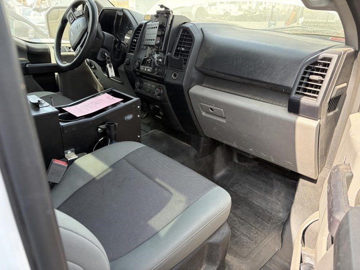2018-ford-f150-image-16