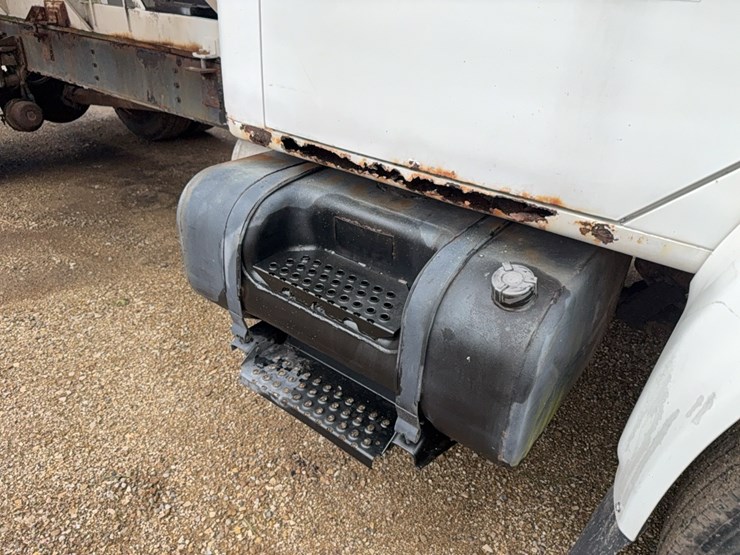2000-case-ih-4700-image-8