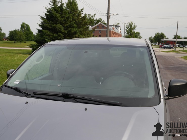 2017-dodge-grand-caravan-image-12