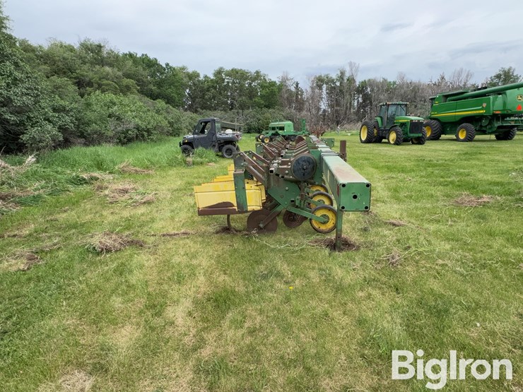 john-deere-885-image-4
