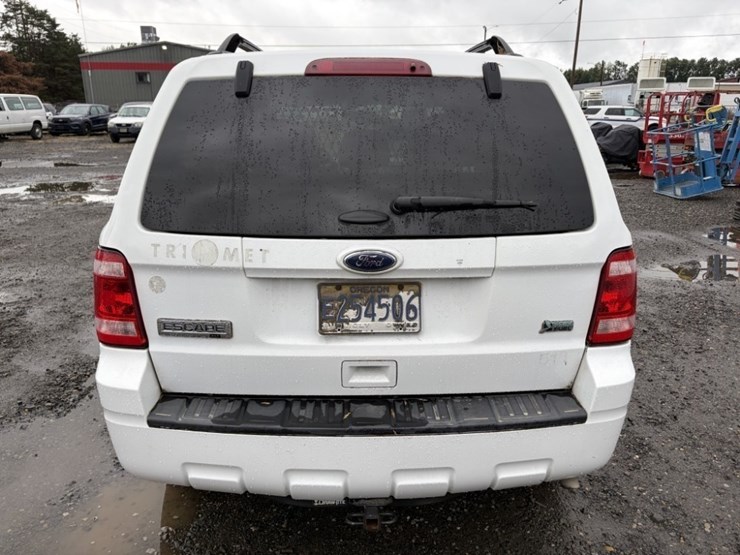 2012-ford-escape-image-5