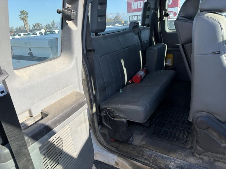 2011-ford-f250-image-10