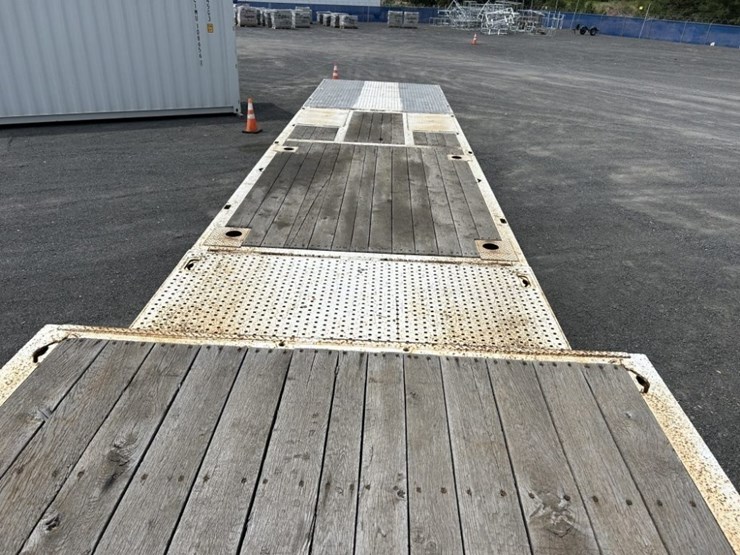 2014-trail-eze-te70xt-t/a-hydraulic-tail-trailer-image-16