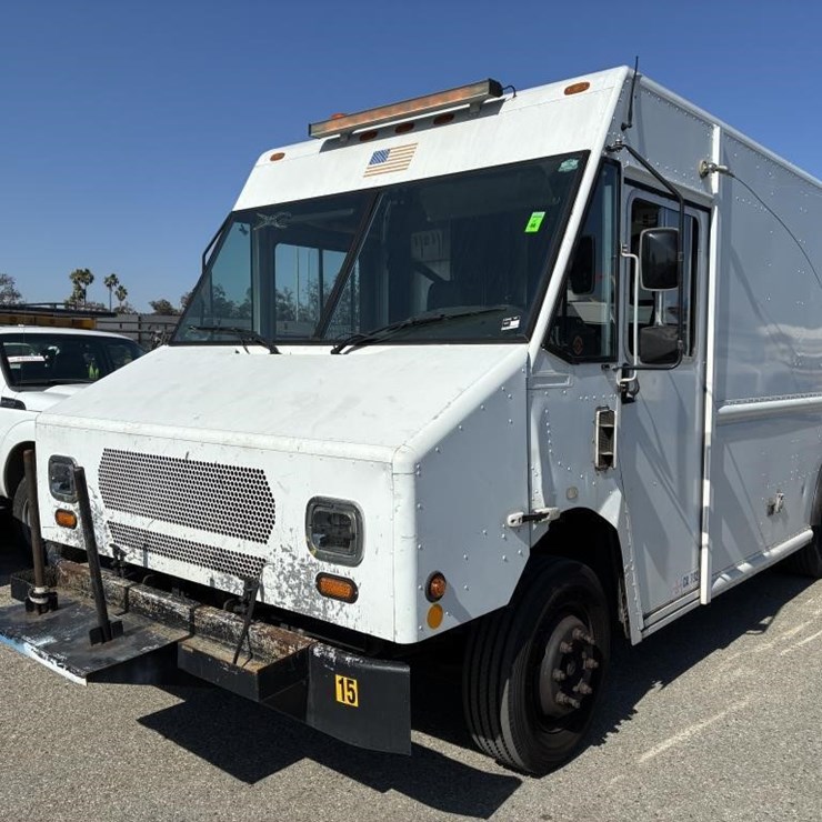 2008 WORKHORSE W62