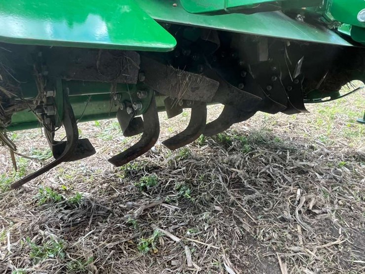 2025-john-deere-2025r-image-53