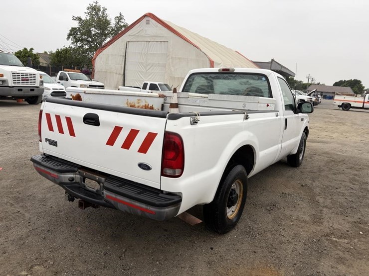 2001-ford-f250-image-3