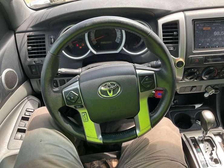 toyota-tacoma-image-13