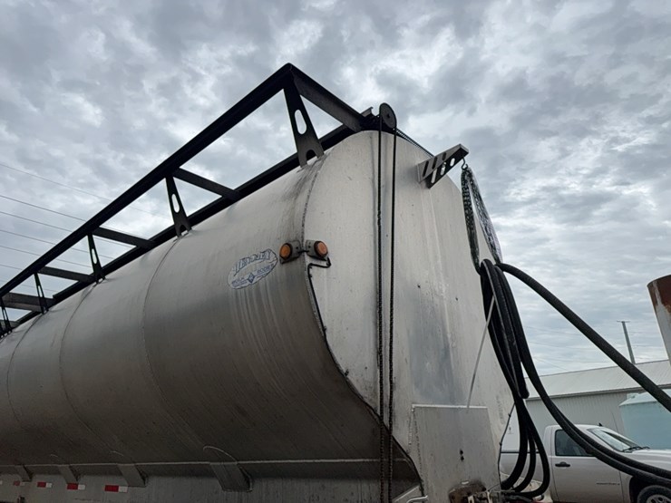 hensley-bulk-body-trailer-image-7