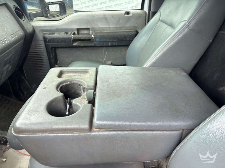 2012-ford-f550-image-19