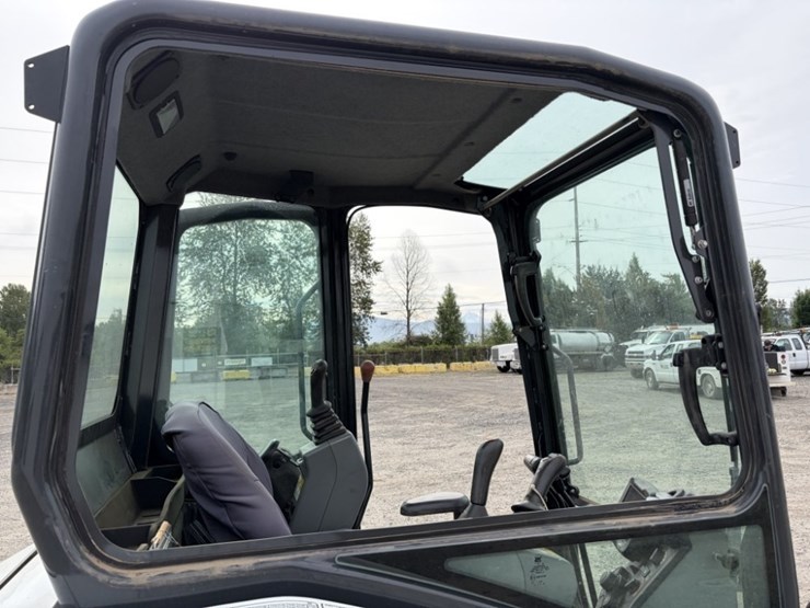 2023-bobcat-e35-image-22