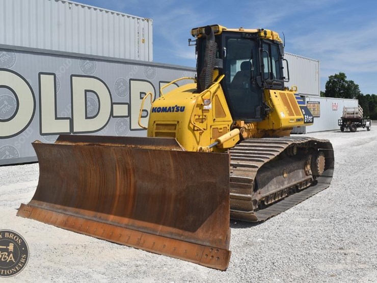 2020-komatsu-d61pxi-24-image-1
