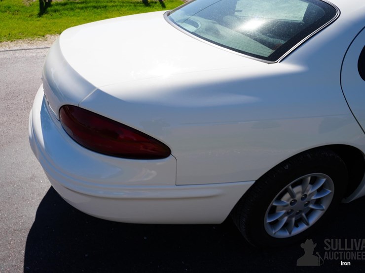 run-#254---1999-chrysler-concorde-sedan-image-20