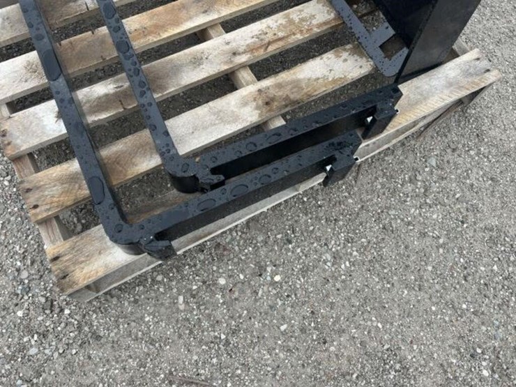 nused-2026-captok-ck-dhc-skid-steer-forks-image-4