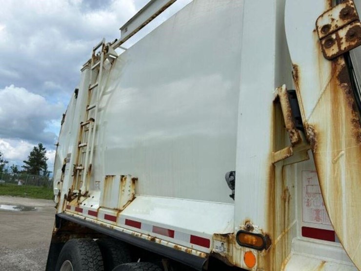 2020-mack-terrapro-tri/a-garbage-truck-1m2te1gc0lm-image-45
