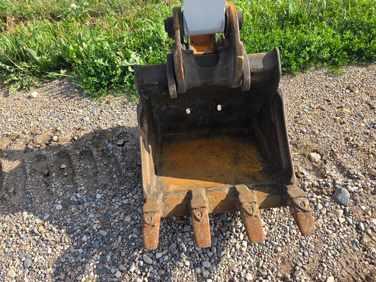 bobcat-e26-image-16