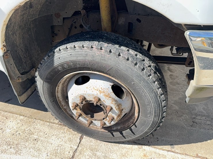 2003-ford-f450-image-14