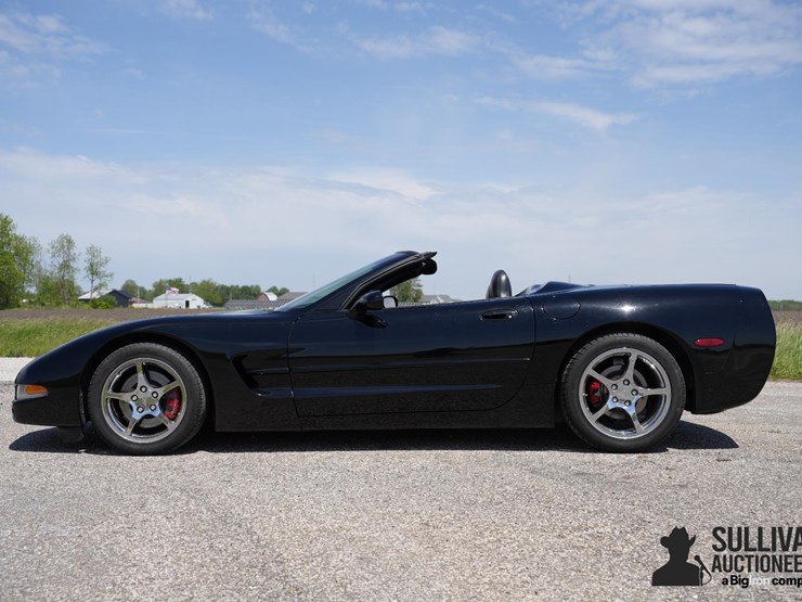 run-#74---2001-chevrolet-corvette-convertible-image-14