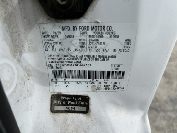 2010-ford-f250-xl-image-19