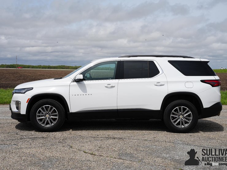 2023-chevrolet-traverse-image-8