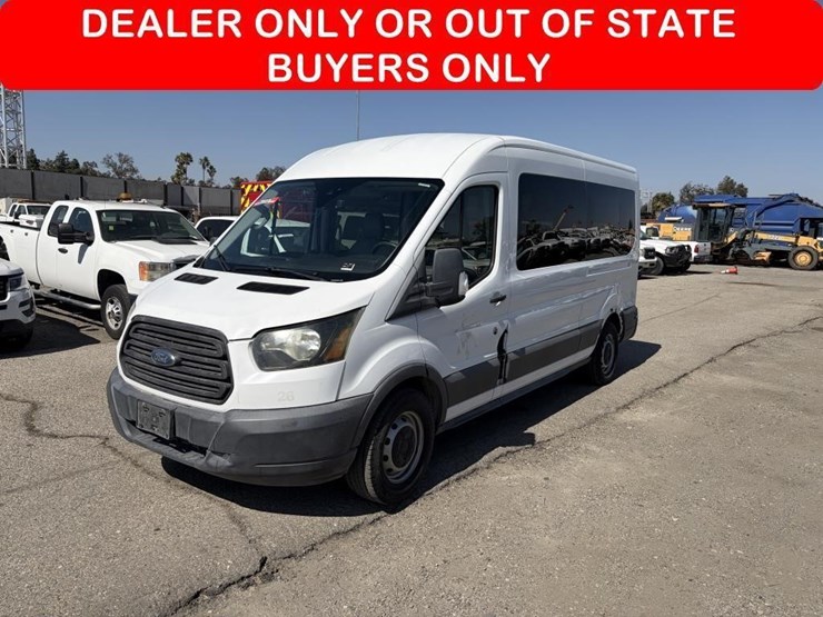 2017-ford-transit-image-1