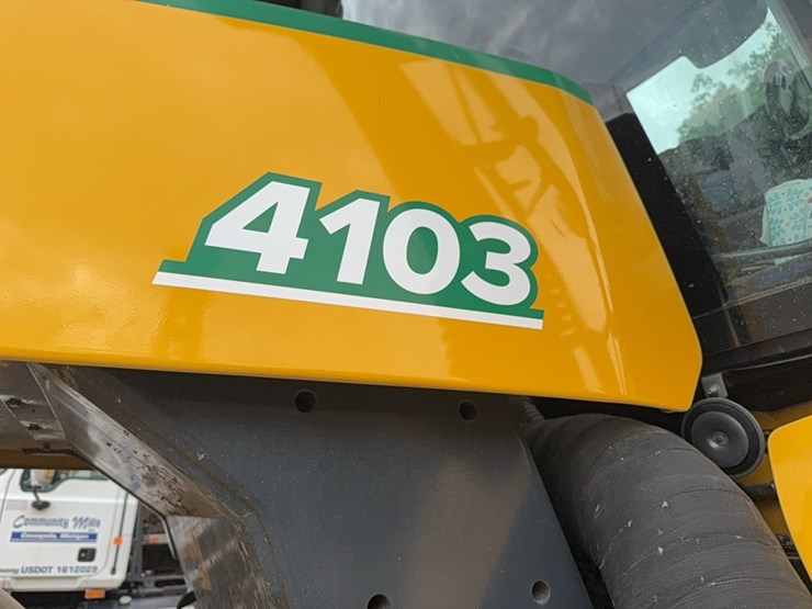 oxbo-4103-dry-applicator-image-4