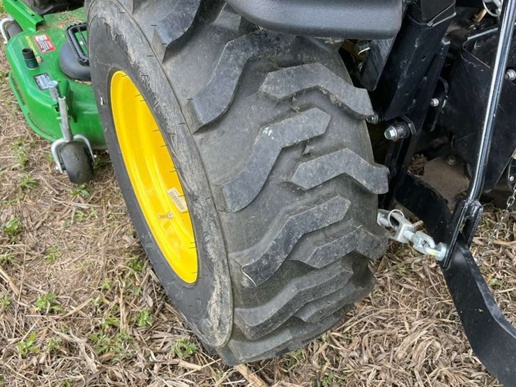 2025-john-deere-2025r-image-68