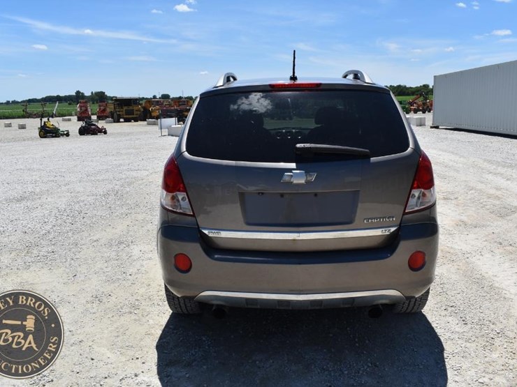 2012-chevrolet-captiva-image-4