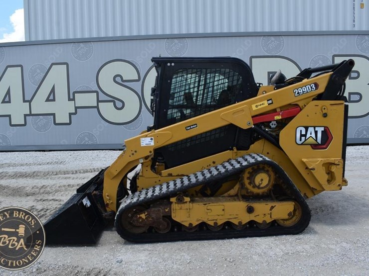 2022-caterpillar-299d3-image-11