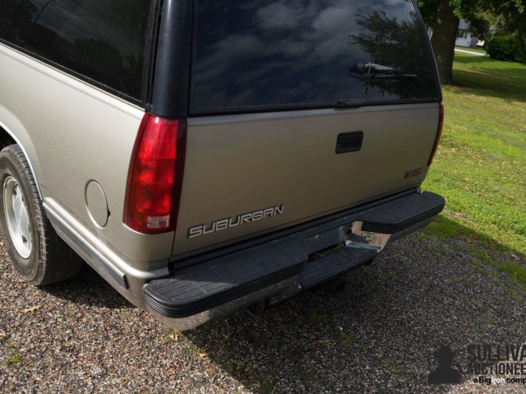 1999-gmc-suburban-image-19