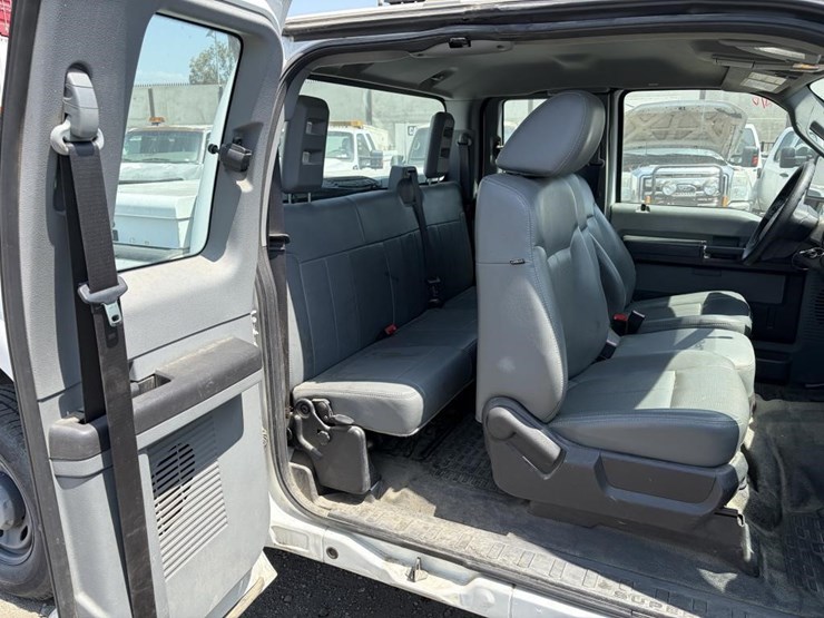 2011-ford-f250-image-12