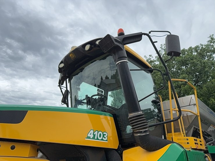 oxbo-4103-dry-applicator-image-12