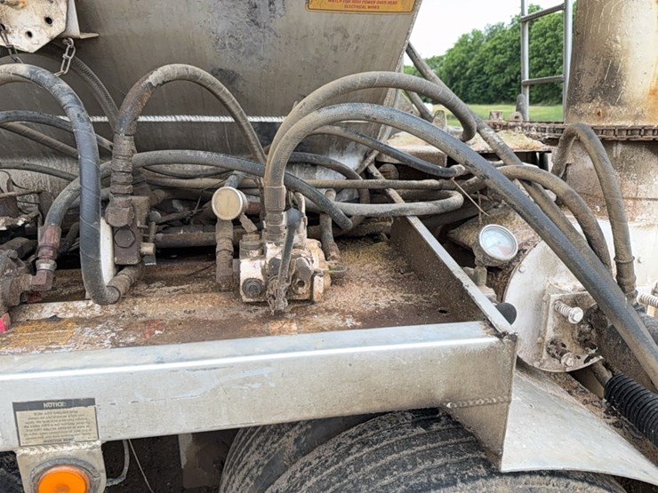 hensley-bulk-body-trailer-image-20