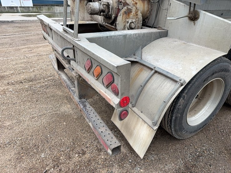 hensley-bulk-body-trailer-image-14