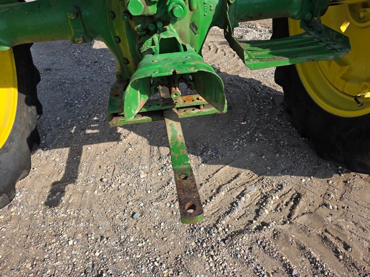 john-deere-b-image-14