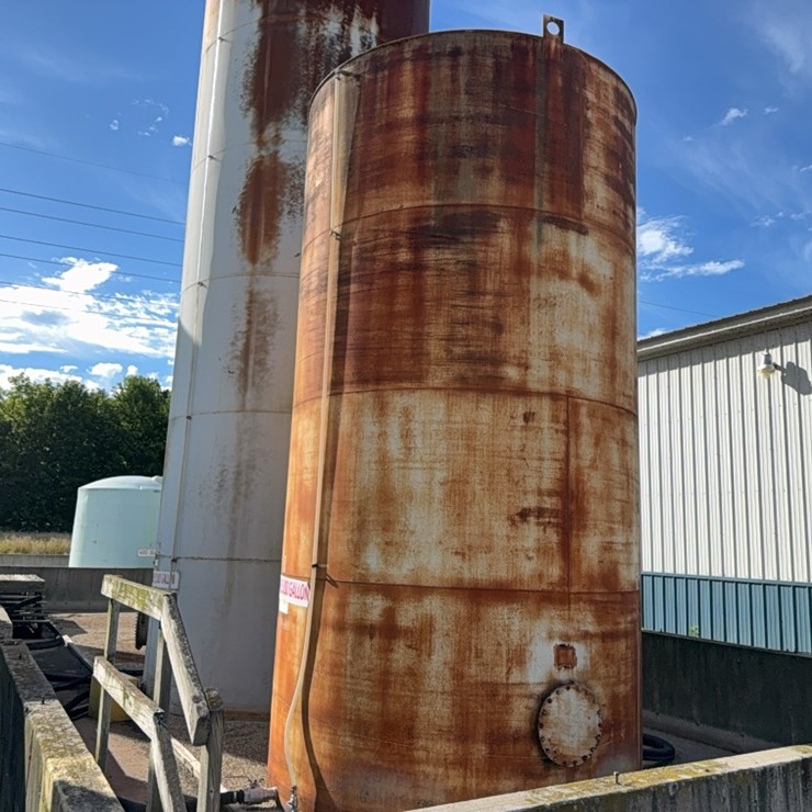 15,000 gal SS tank