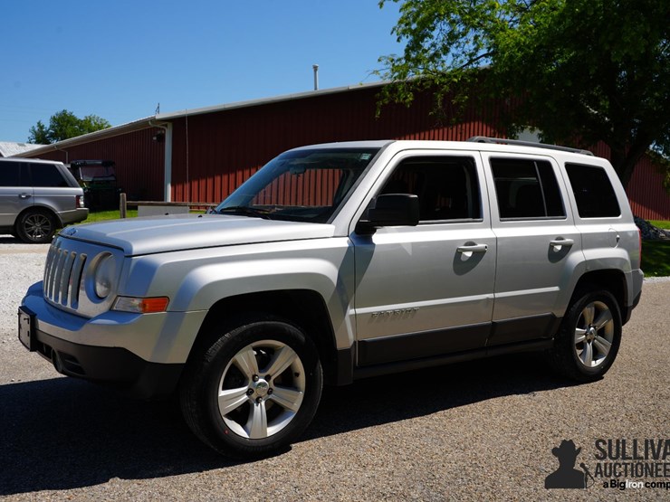 2014-jeep-patriot-image-1