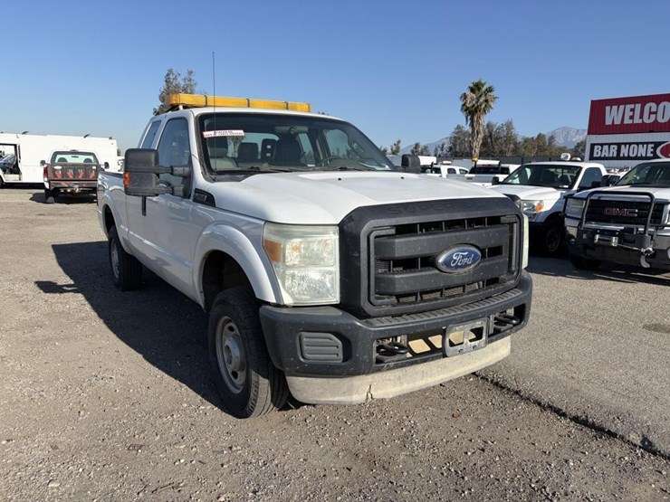 2011-ford-f250-image-2