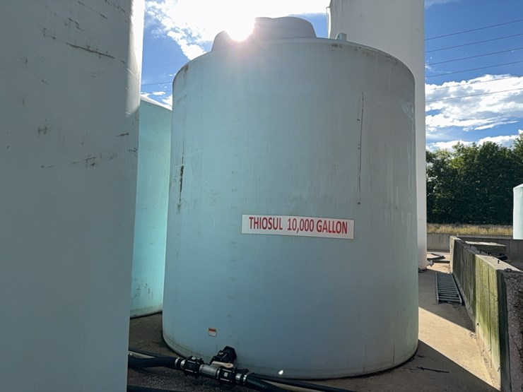 thiosul-10,000-gal-poly-tank-image-1