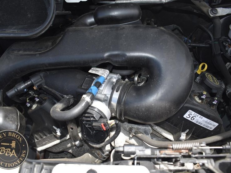 2019-ford-transit-image-34