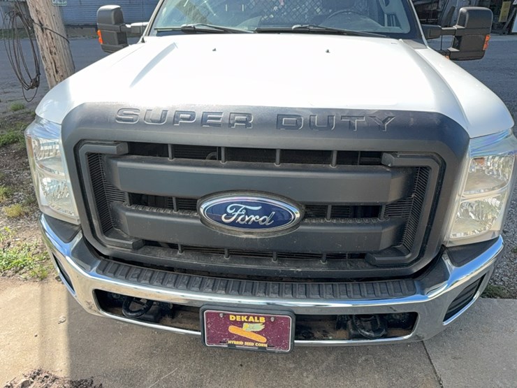 2016-ford-f350-image-2