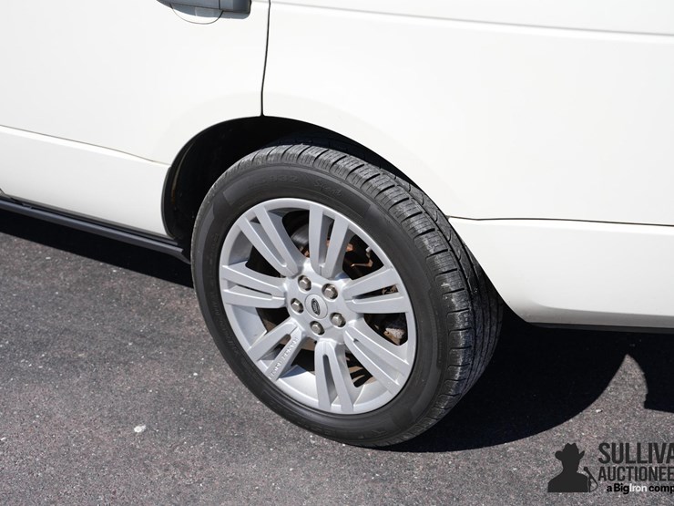 2010-land-rover-range-rover-hse-image-17