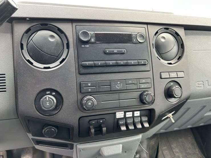 2012-ford-f350-sd-image-19