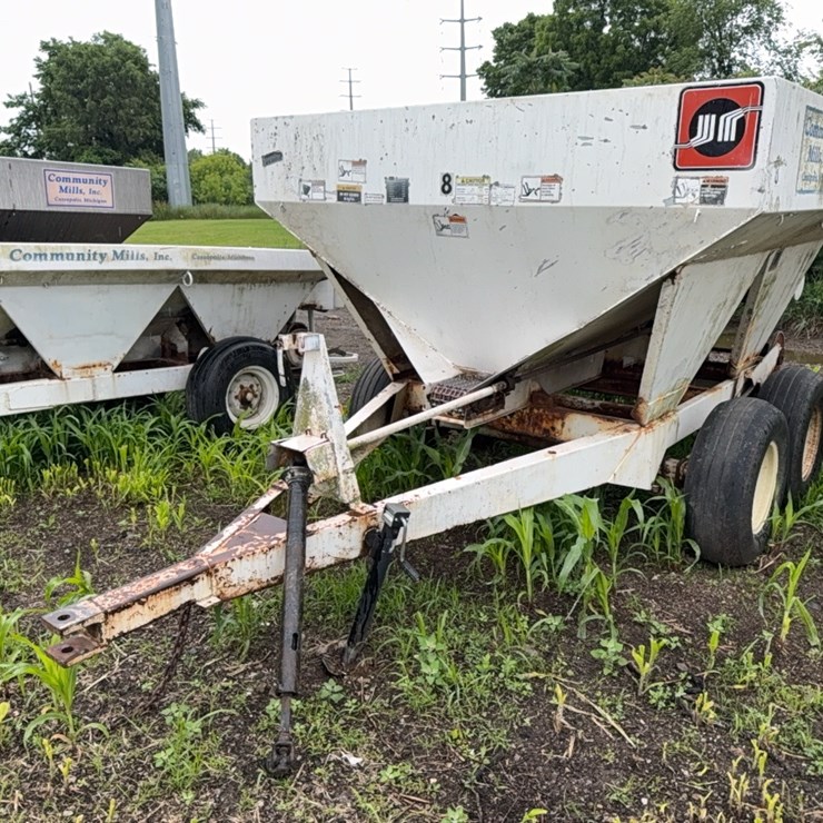 Wilmar Pull Type Dry Fert. Spreader