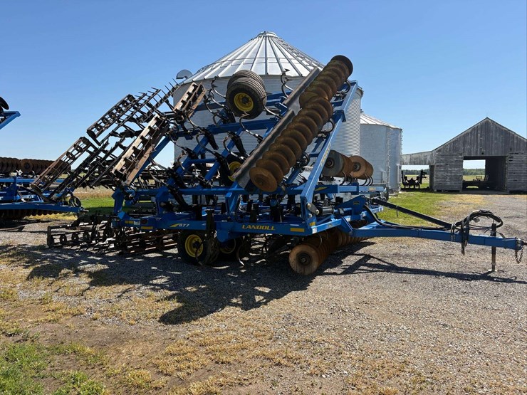 2024-landoll-877-image-6